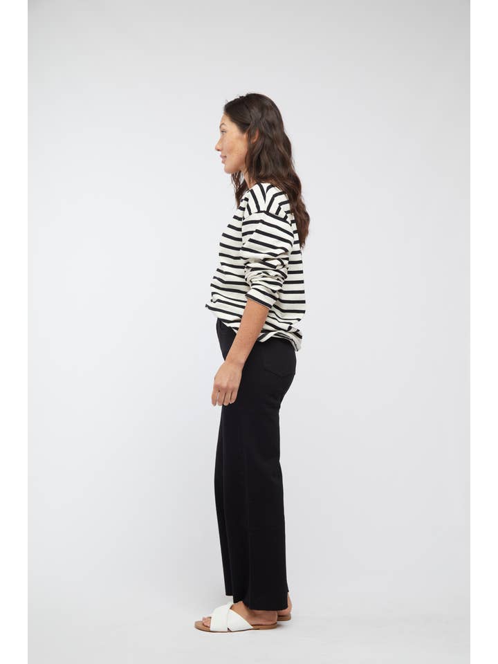 Oliver Logan - Wholesale Jeans - Women's - Aberdeen Ankle Crop High Rise Jean, Black