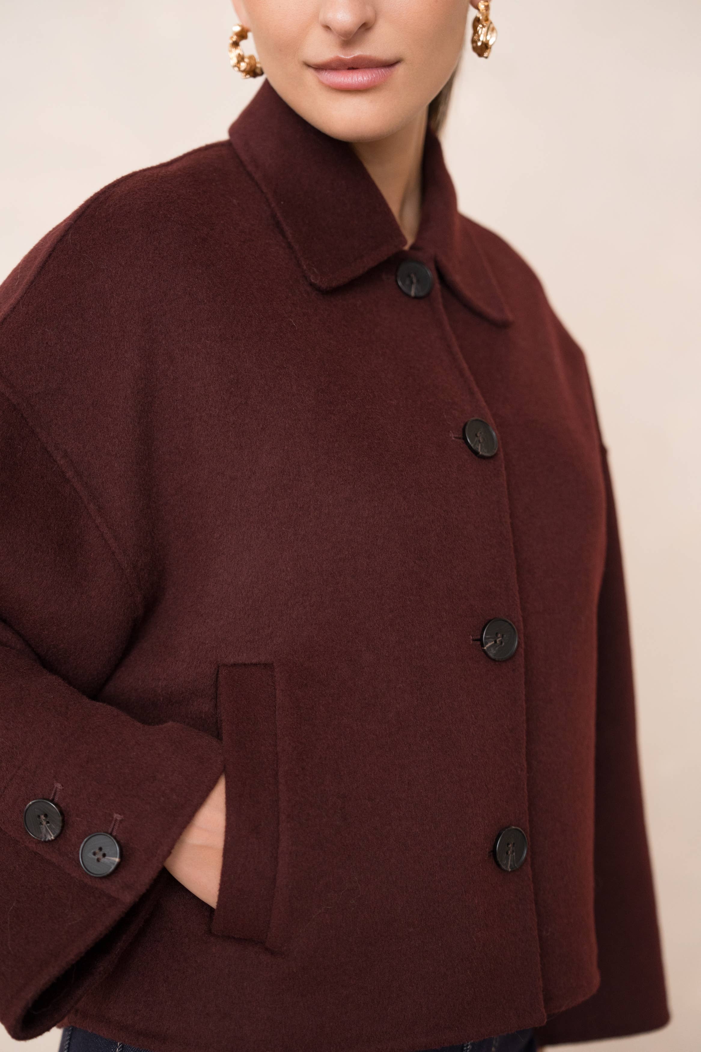 Attentif Paris - Vendita all'ingrosso Cappotto - Donna - Cappotto corto oversize artigianale in misto lana15