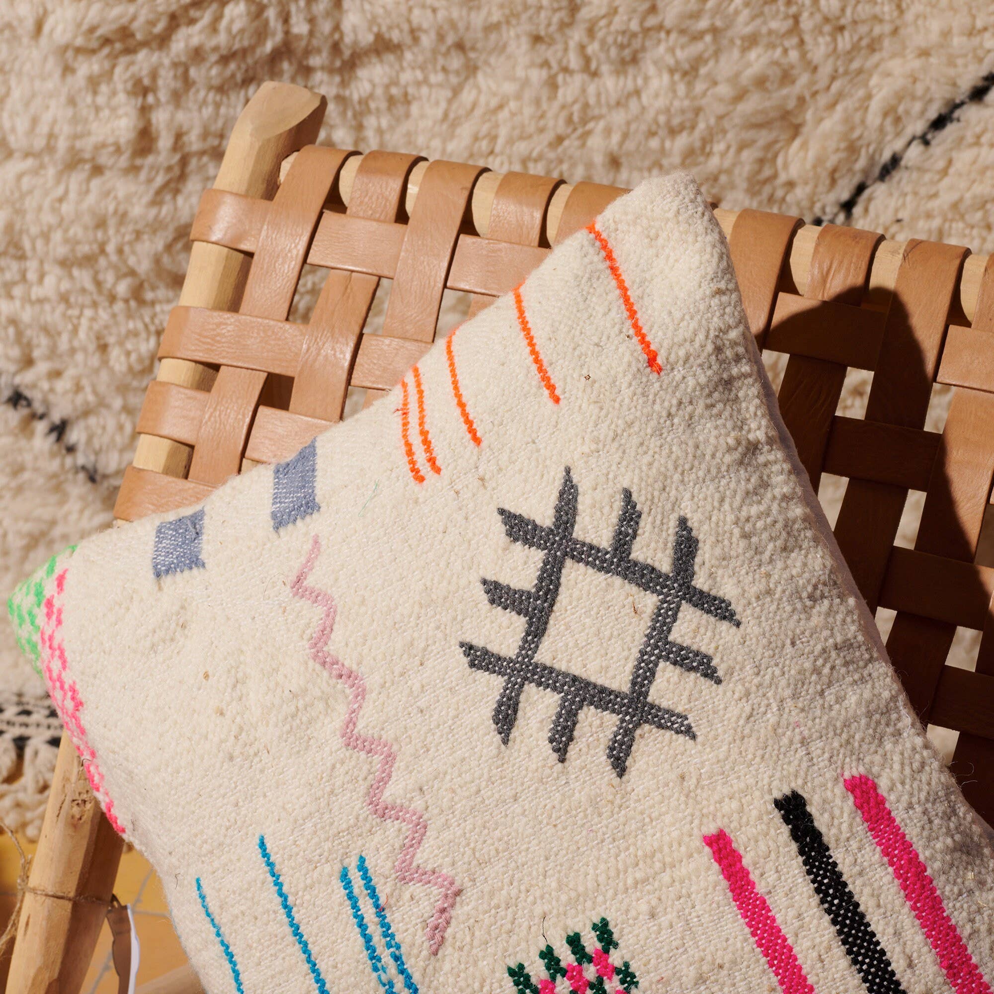 Yemma Goods - Wholesale Throw/Decorative Pillow - Set Of 4 Handmade Beni Ourain Wool Moroccan Berber Pillows8