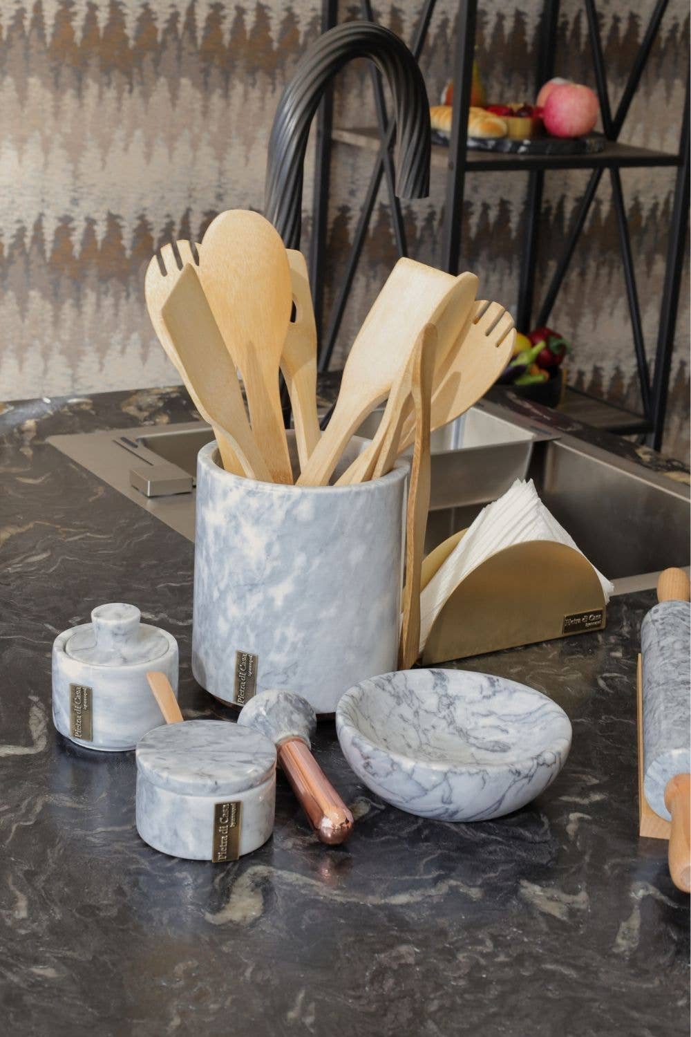 PIETRA DI CASA - Wholesale Utensil Holder - Calacatta Nero Marble HALE Kitchen Jar Rose Metal Decor3