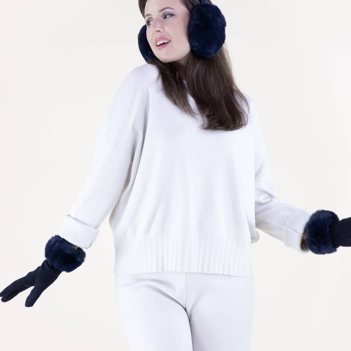 Greater Goods Imports & Wholesale - Wholesale Earwarmers/Ear Muffs - Women's - WC0003 MS00108 Ear muffs4