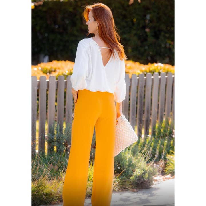 Esmeray Clothing - Wholesale Blouse - Women's - BREEZY CHARM PLUS BLOUSE
