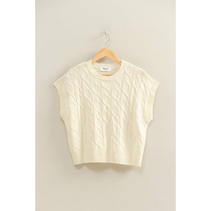 HYFVE - Wholesale Sweater Vest - Women's - Sleeveless Oversized Cable Knit Sweater Vest7