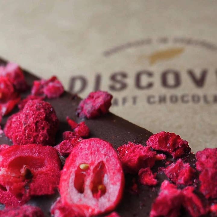 Discover chocolate – wholesale Chocolate bar – Cranberry and Raspberry in Dark Chocolate, No Added sugar2