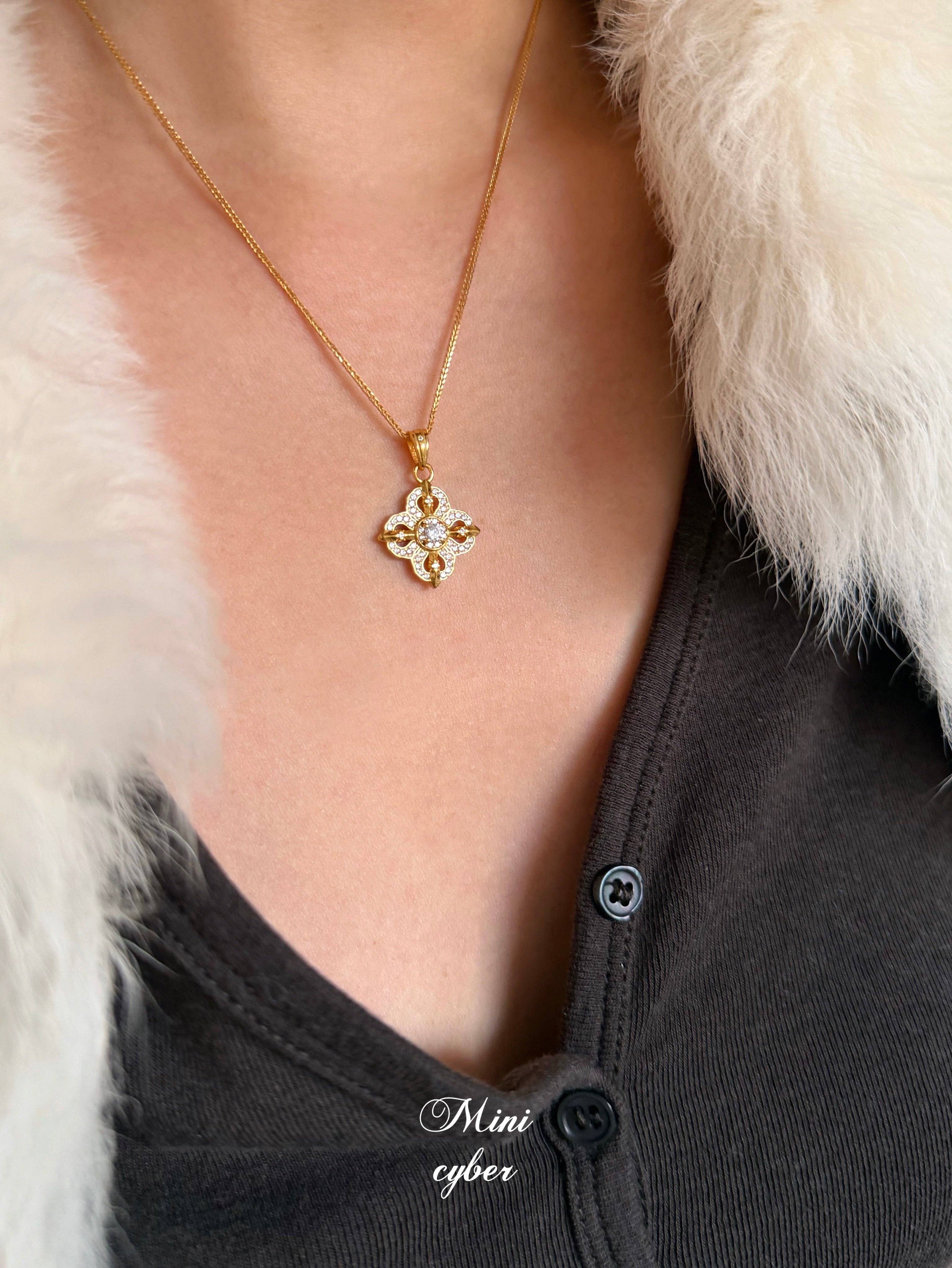 MINICYBER STUDIO - Wholesale Pendant/Charm Necklace - Vajra Dorje Necklace7