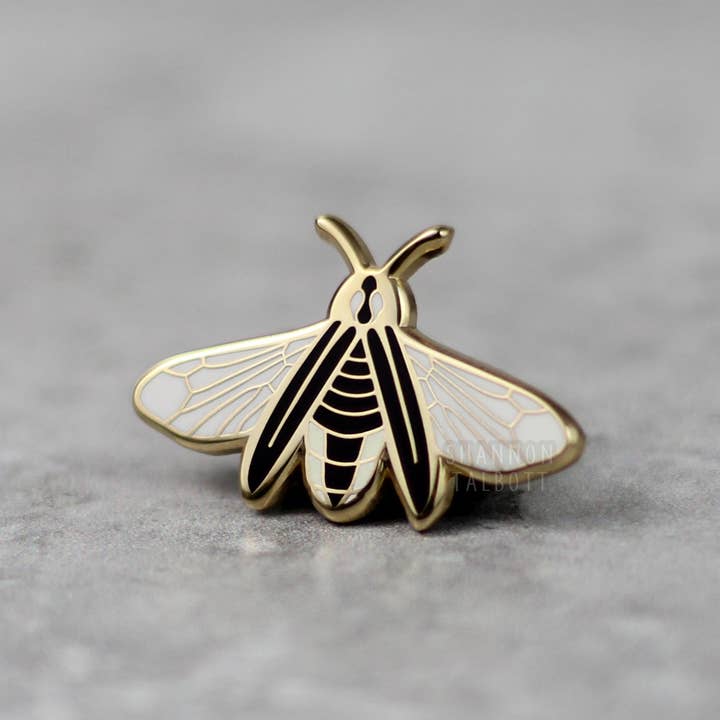 Shannon Talbott - Wholesale Lapel Pin/Button - Firefly Lightning Bug Enamel Pin - Glow in the Dark - Gold2