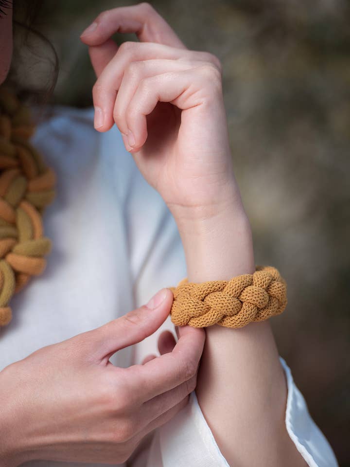 Ophelia Knotted cotton rope bracelet for wholesale by Besoph