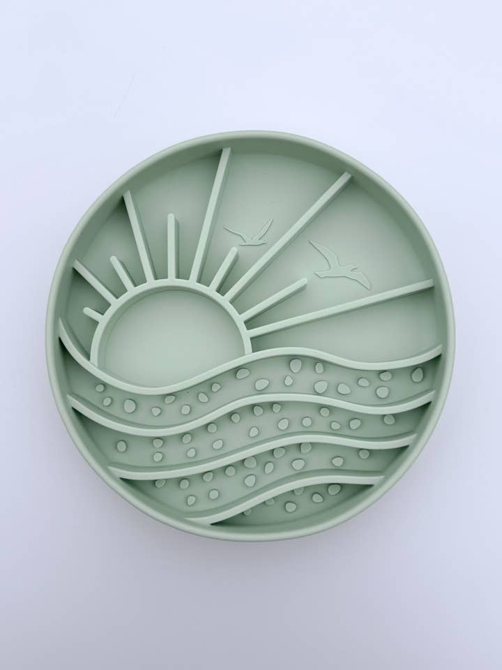 The Ocean Waves Slow Feeder for wholesale by Brewin Aussie Co