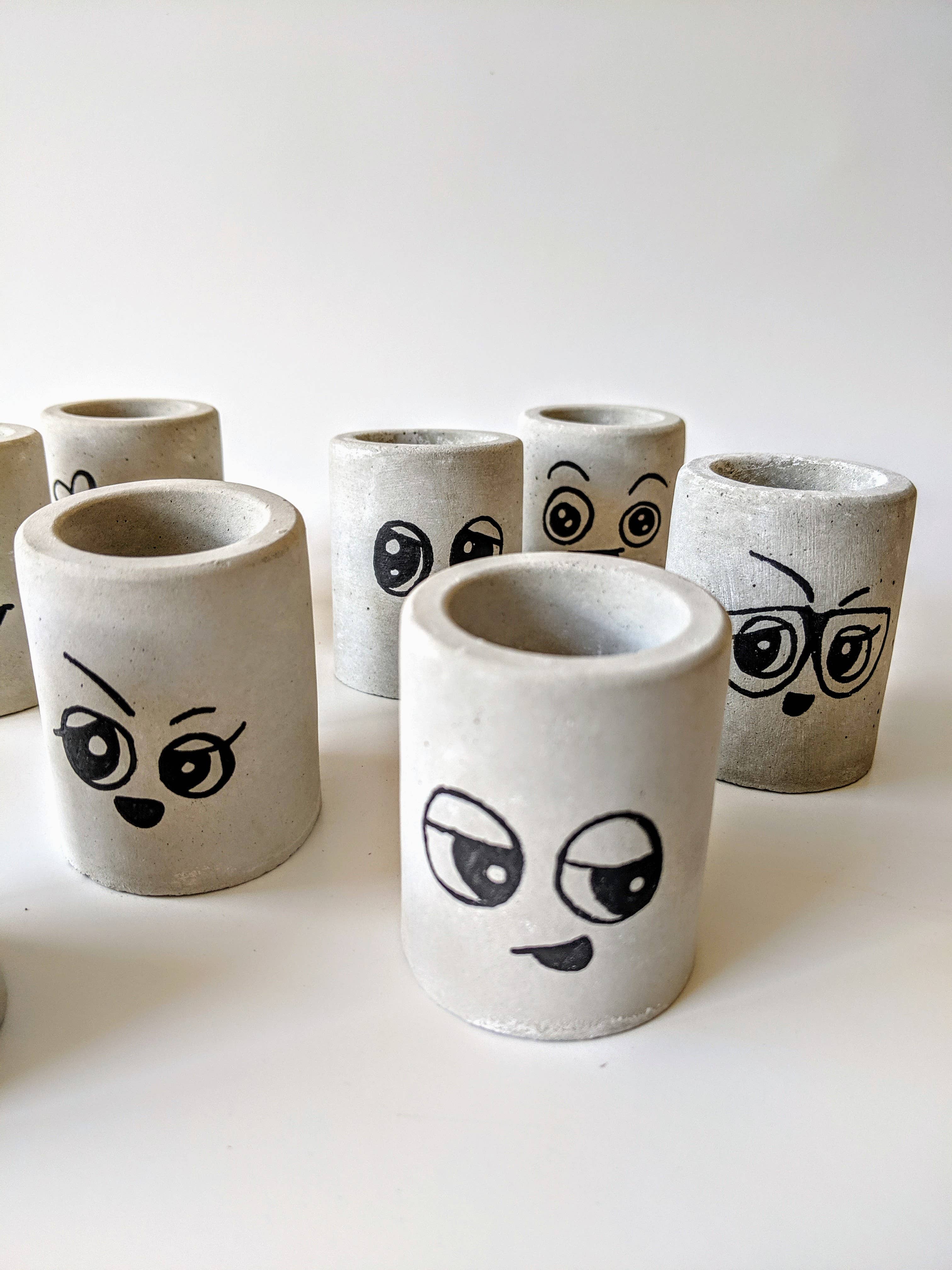 ForgottenProperty - Wholesale Plant Pot - Emoji Mini Concrete Planter3