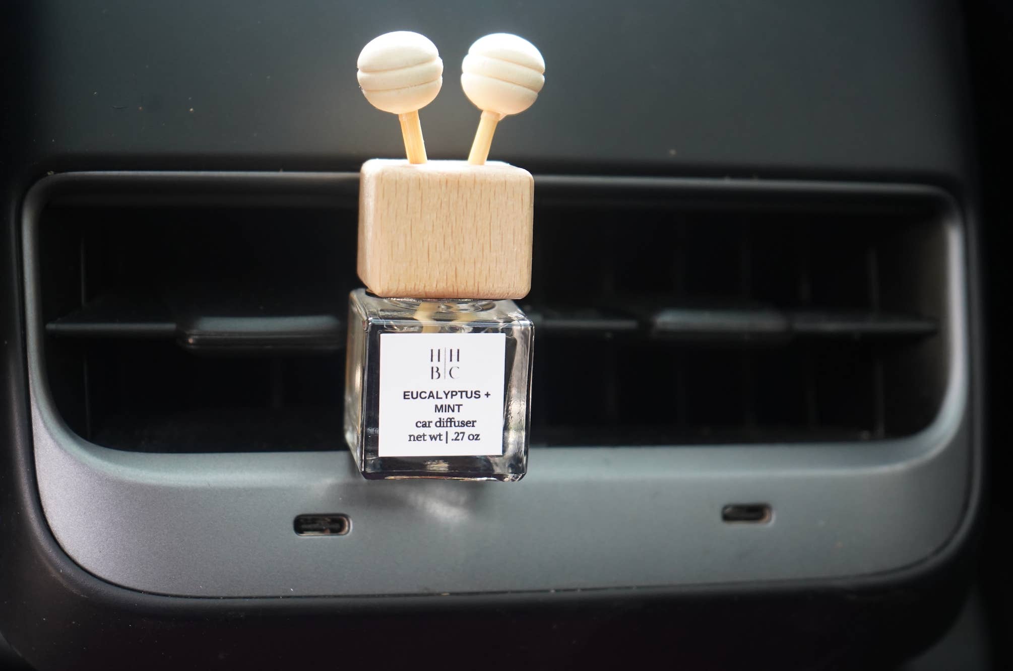 Hickory Hill Bath Company - Wholesale Car Freshener - Unisex - Eucalyptus + Mint Car Diffuser, Vent Adjustable, Non-Toxic