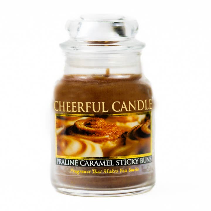 Bougie joyeuse (6 oz.) — Petits pains collants au caramel praliné pour la vente par A Cheerful Giver