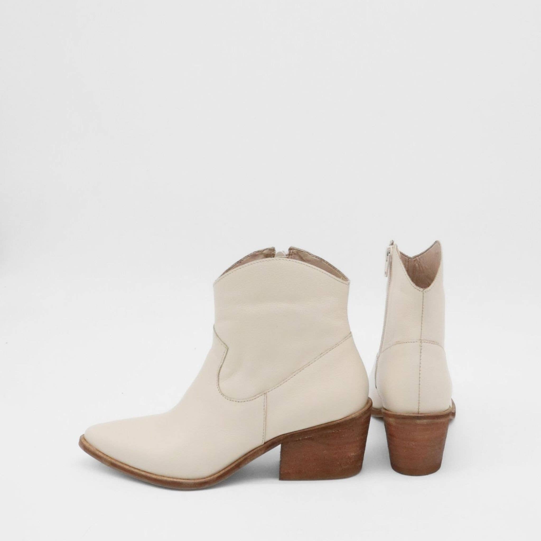 Marfil Botas vaqueras occidentales convertibles Penelope marfil para mujer de venta al por mayor en Faire12