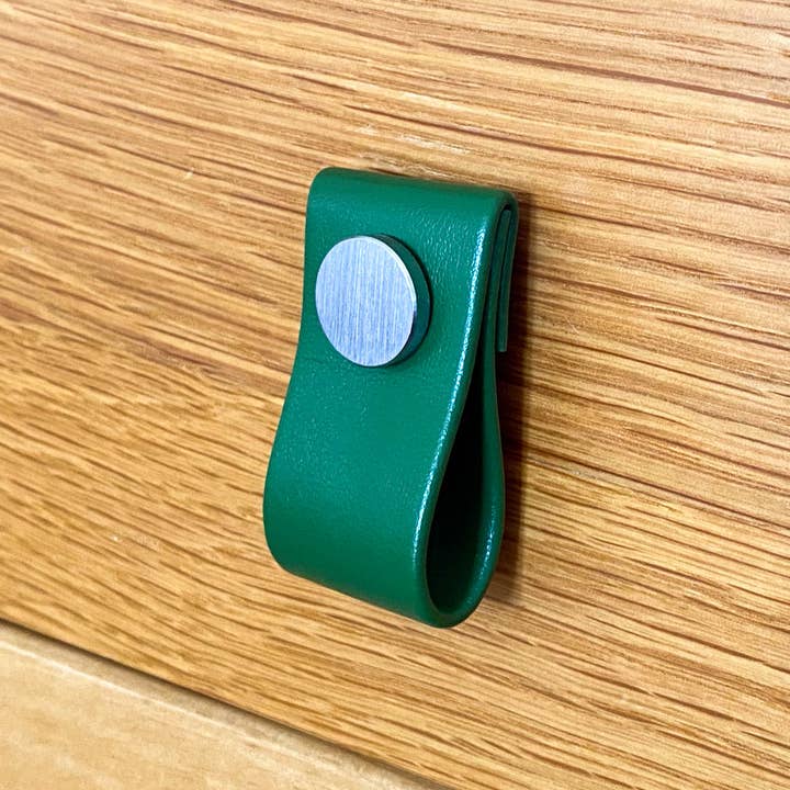 Skylos Collective - Wholesale Knob/Pull - Vegan Leather Cupboard Door Drawer Pull5
