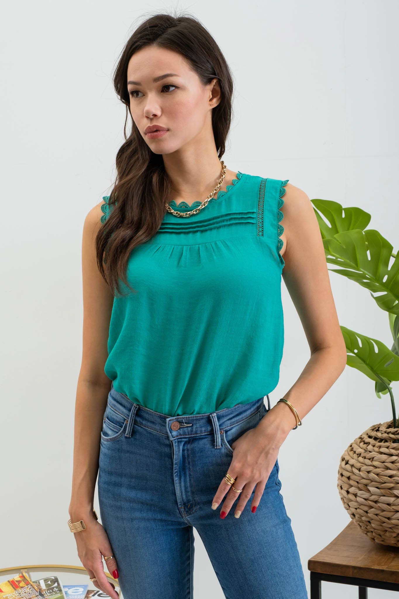 Blu Pepper - Wholesale Blouse - Women's - SLEEVELESS LACE EDGE WOVEN TOP14