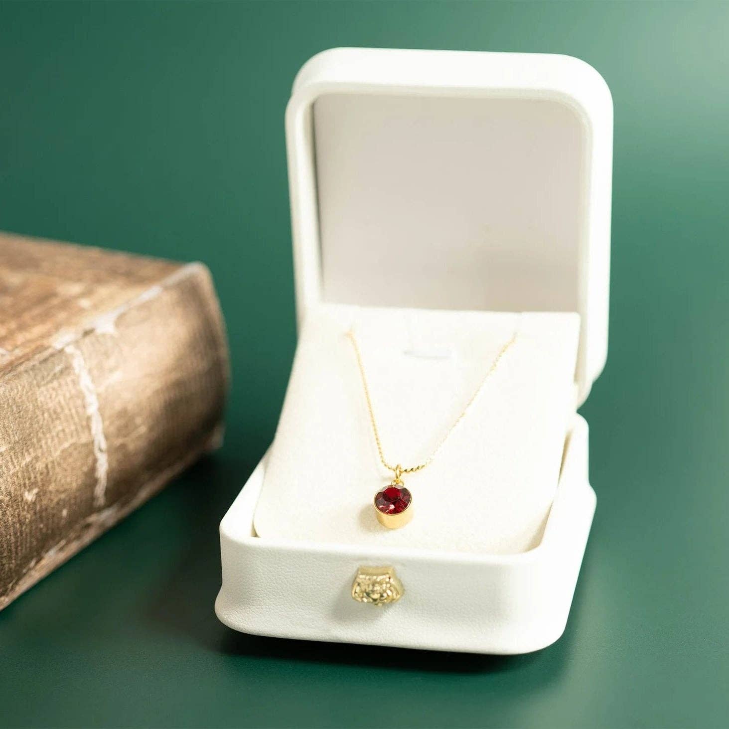 WJW – Engroshandel Vedhæng/charm – 18K Guld PVD Rund Fødselssten Charm (8mm)9