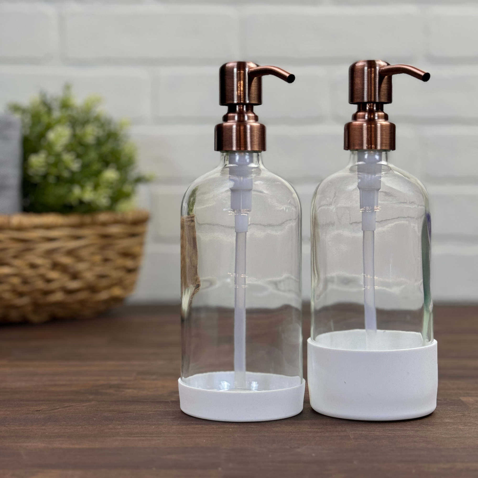 Blush Apothecary – wholesale Spray bottle – 16-ounce Clear Glass Spray Bottle with Silicone Sleeve0