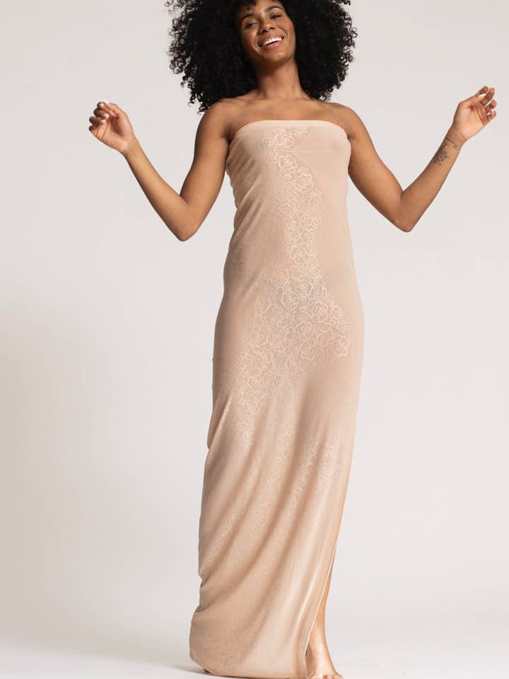 Brandille Lace&Nude Maxi Dress for wholesale by Il Quarto Stile