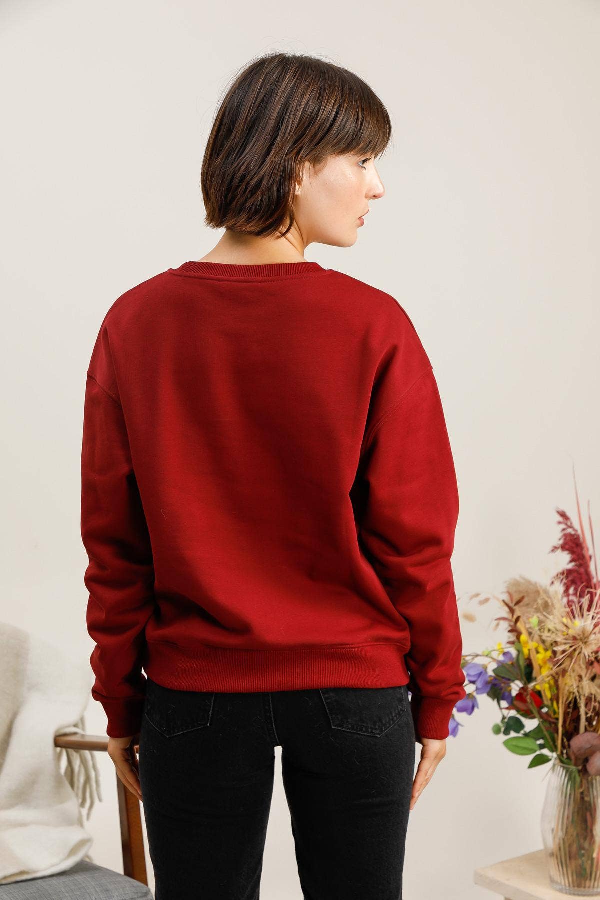 Attrait Paris - Wholesale Graphic Sweatshirt - Women's - Crew neck sweatshirt, bear with sunglasses7