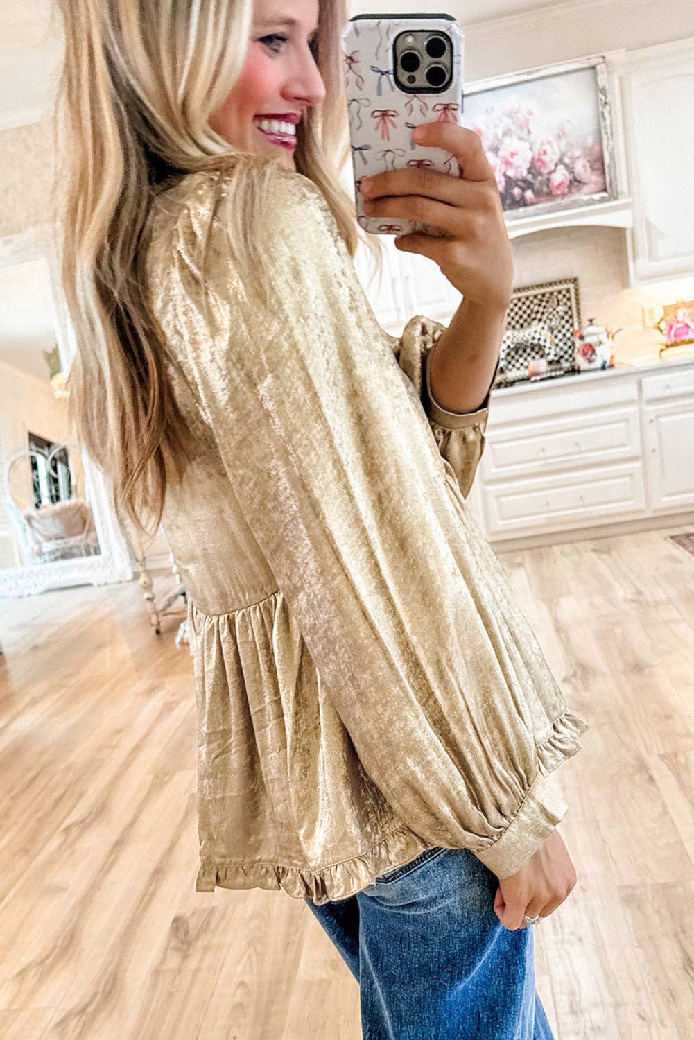 Lovesoft – wholesale Blus - Dam – Guld Metallic Volangerad V-ringad puffärm Babydoll-blus1
