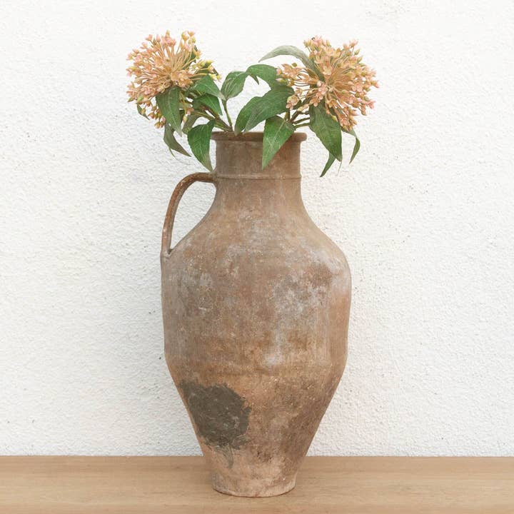 Hoge antieke Franse rustieke terracotta pot voor wholesale door De-cor