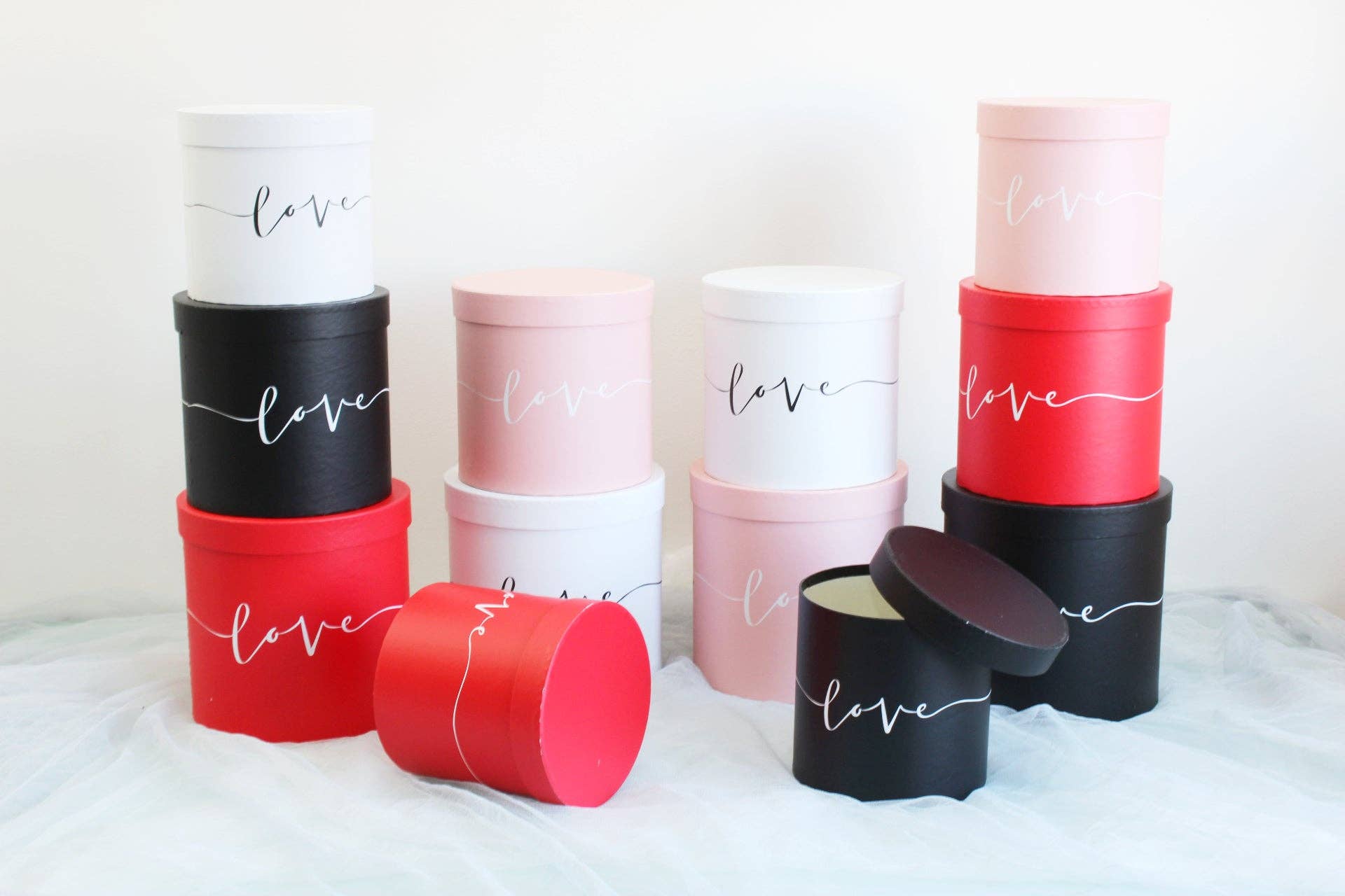 Elegant Design Supply - Wholesale Gift Box - Love Pattern Round Hat Flower Box19