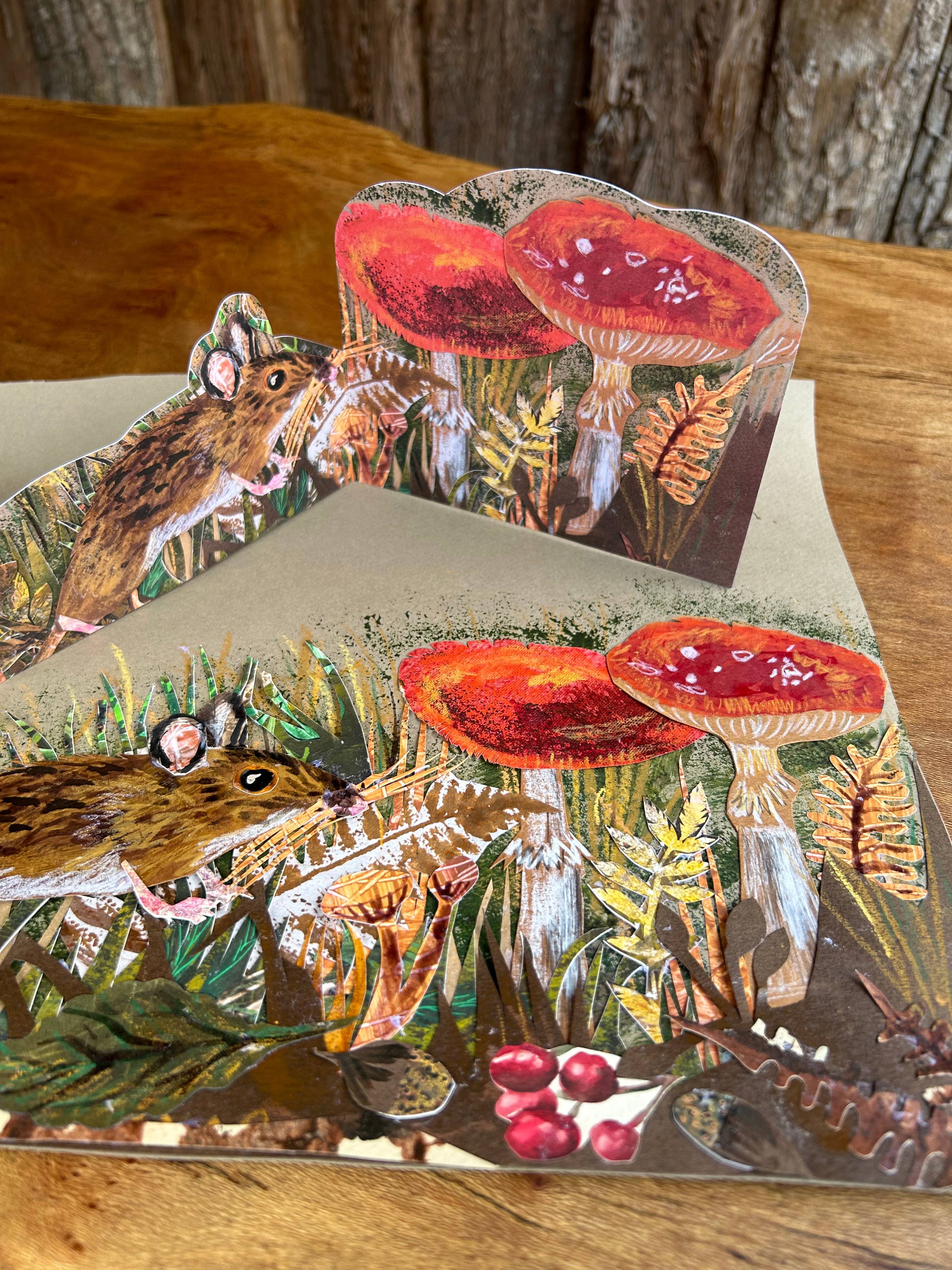 Clare O’Neill Artworks – wholesale Everyday greeting card – Autumn Mouse die cut trifold greeting card5