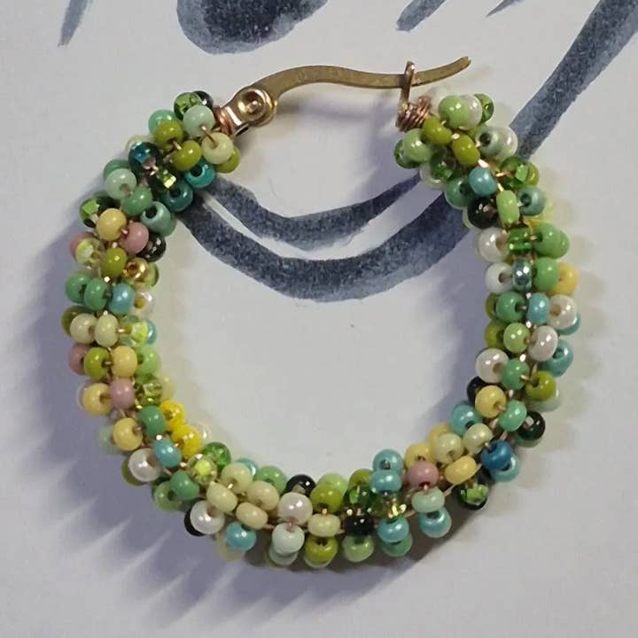 Tjekkiske perleøreringe for engroshandel hos Morphee broderie