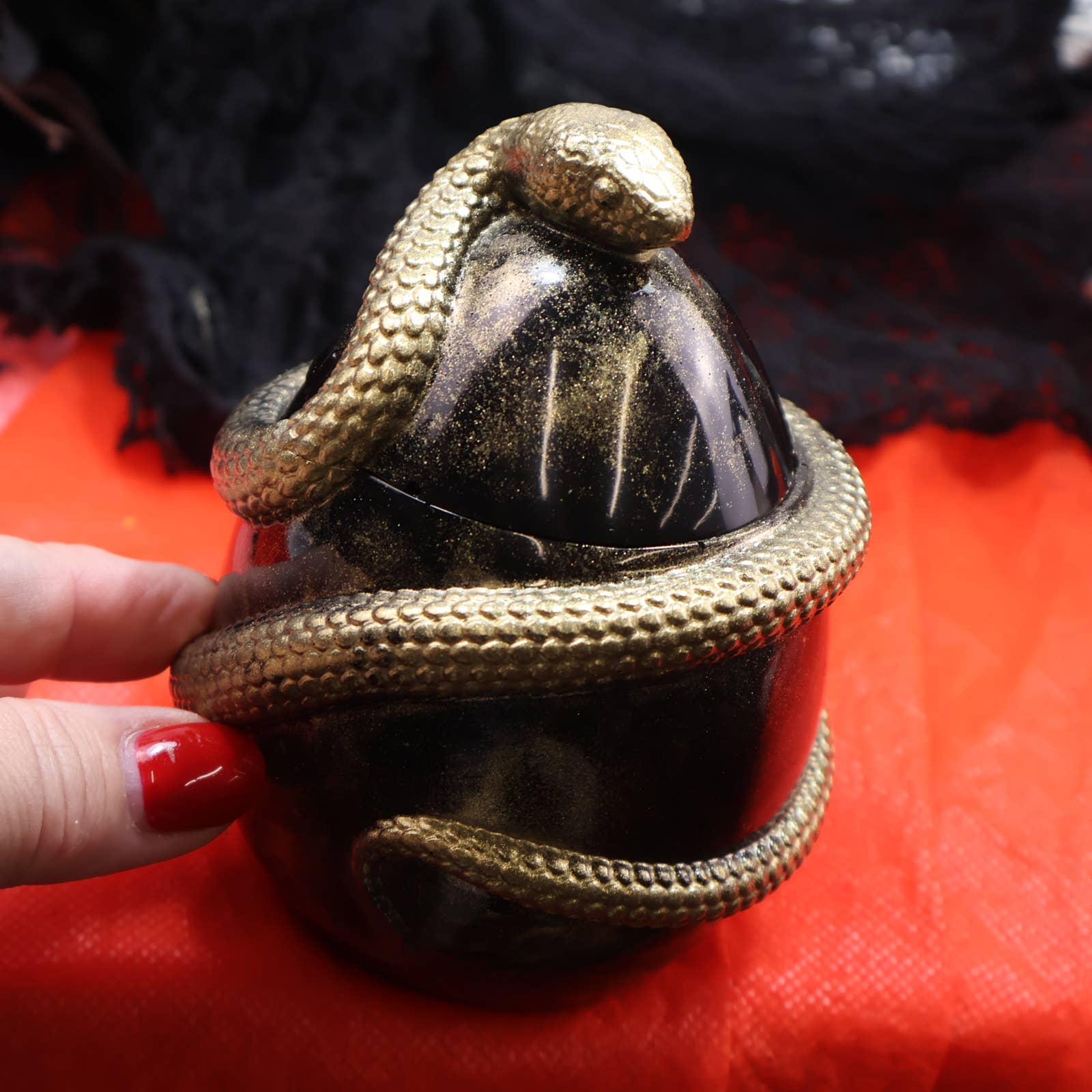 KIZIMA - Wholesale Decorative Box - Black Egg Jewelry Box Wrapped with Golden Snake | Halloween | KIZIMA6