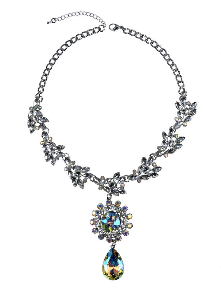 Shiny Crystal Necklace for wholesale by Ole