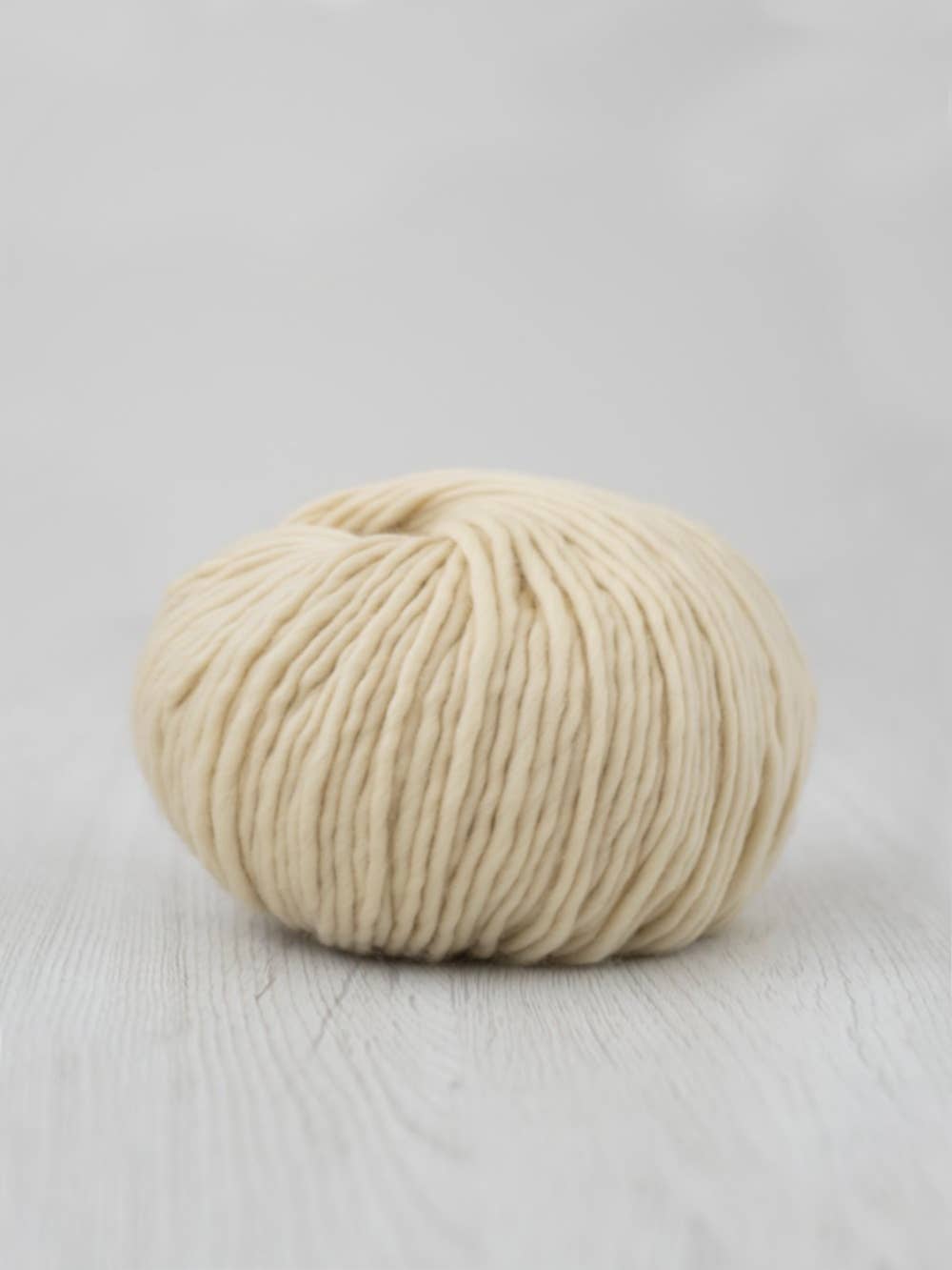 DHG – wholesale Garn – 100 g extra fin merinoullsgarn - The Classic Collection26