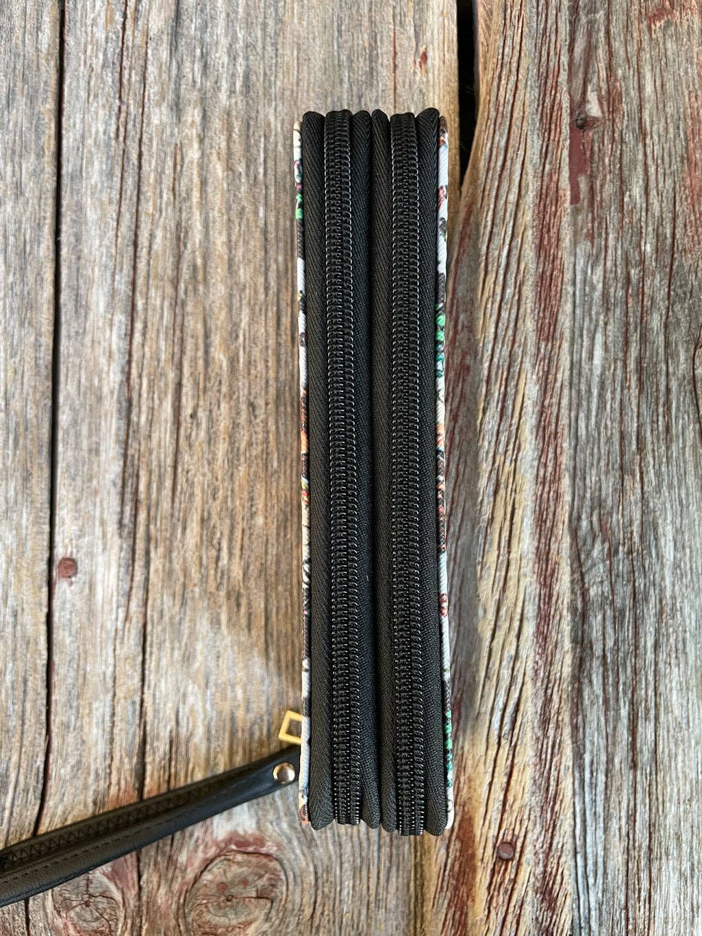 Ropes and Rhinestones - Wholesale Portemonnee - Dames - Runderhuid Round Up Dubbele Rits Portemonnee Groothandel2