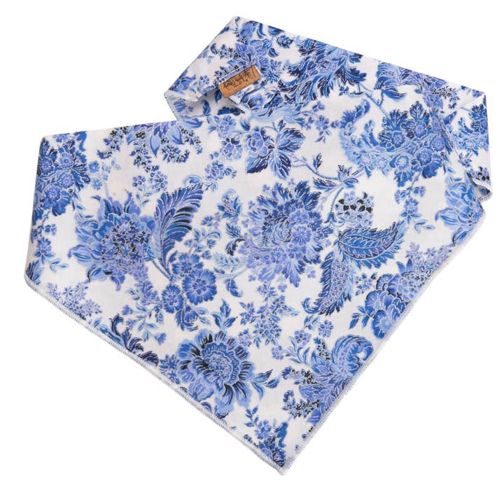 Blaue Blumen-Haargummi-Hundebandana für den Großhandel von Life for Pawz