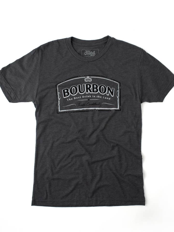 Bourbon: la migliore bevanda del paese T-shirt unisex triblend per la vendita all'ingrosso da parte di Team Cocktail