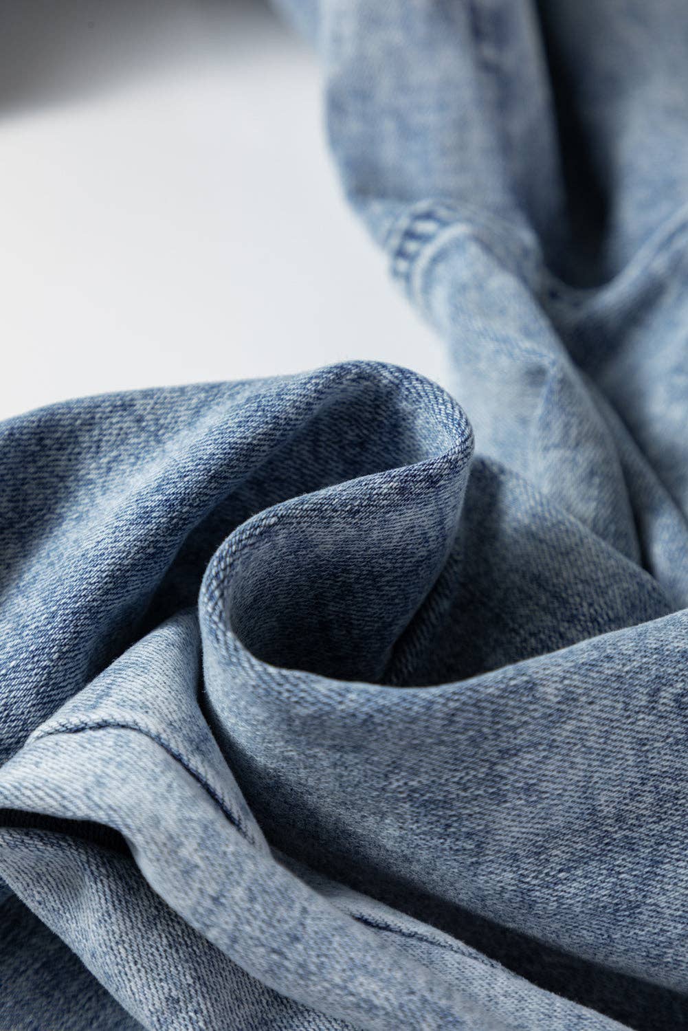 Ashleigh Blau Ashleigh Blue Acid Wash Jeans mit sichtbaren Nähten und Kordelzug in hoher Taille für den Großhandel auf Faire4