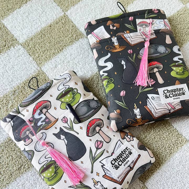 Chapter & Claw Studio - Wholesale Book Cover - Cozy Cats Handmade Padded Book Sleeves0