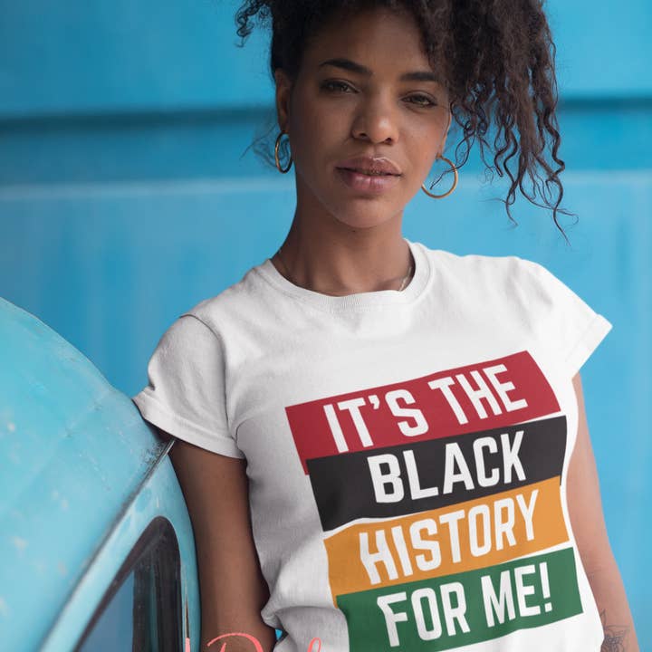 C'est le t-shirt "Black History for Me". pour la vente par Dukes Designs & Creations