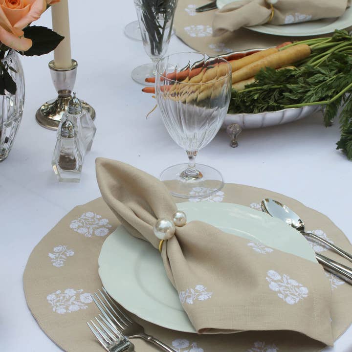 Natural White Embroidered Dinner Napkins in Linen Cotton, Set of Four for wholesale on Faire16