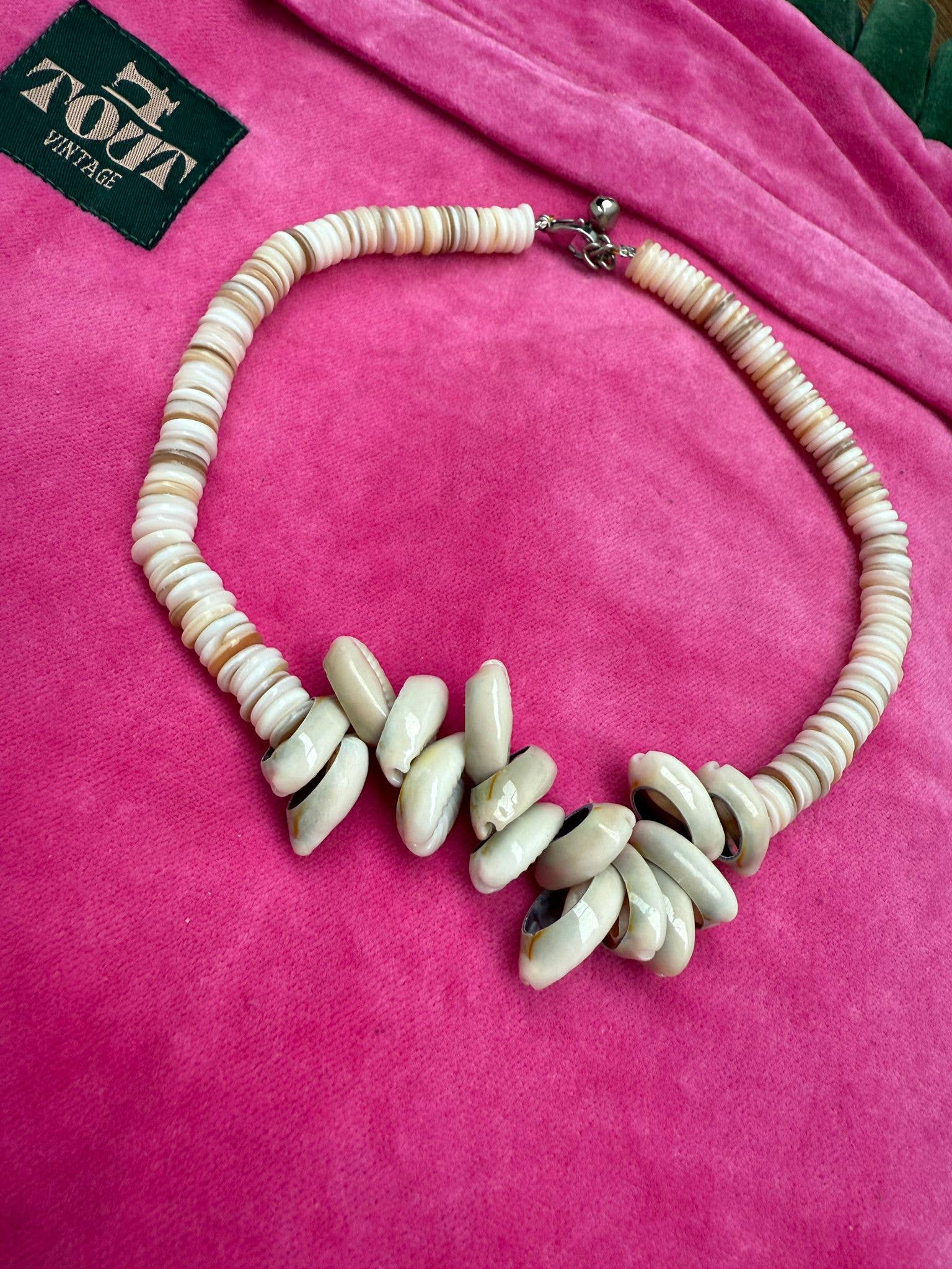 ToutVintage - Wholesale Beaded/Pearl Necklace - Necklace Nini