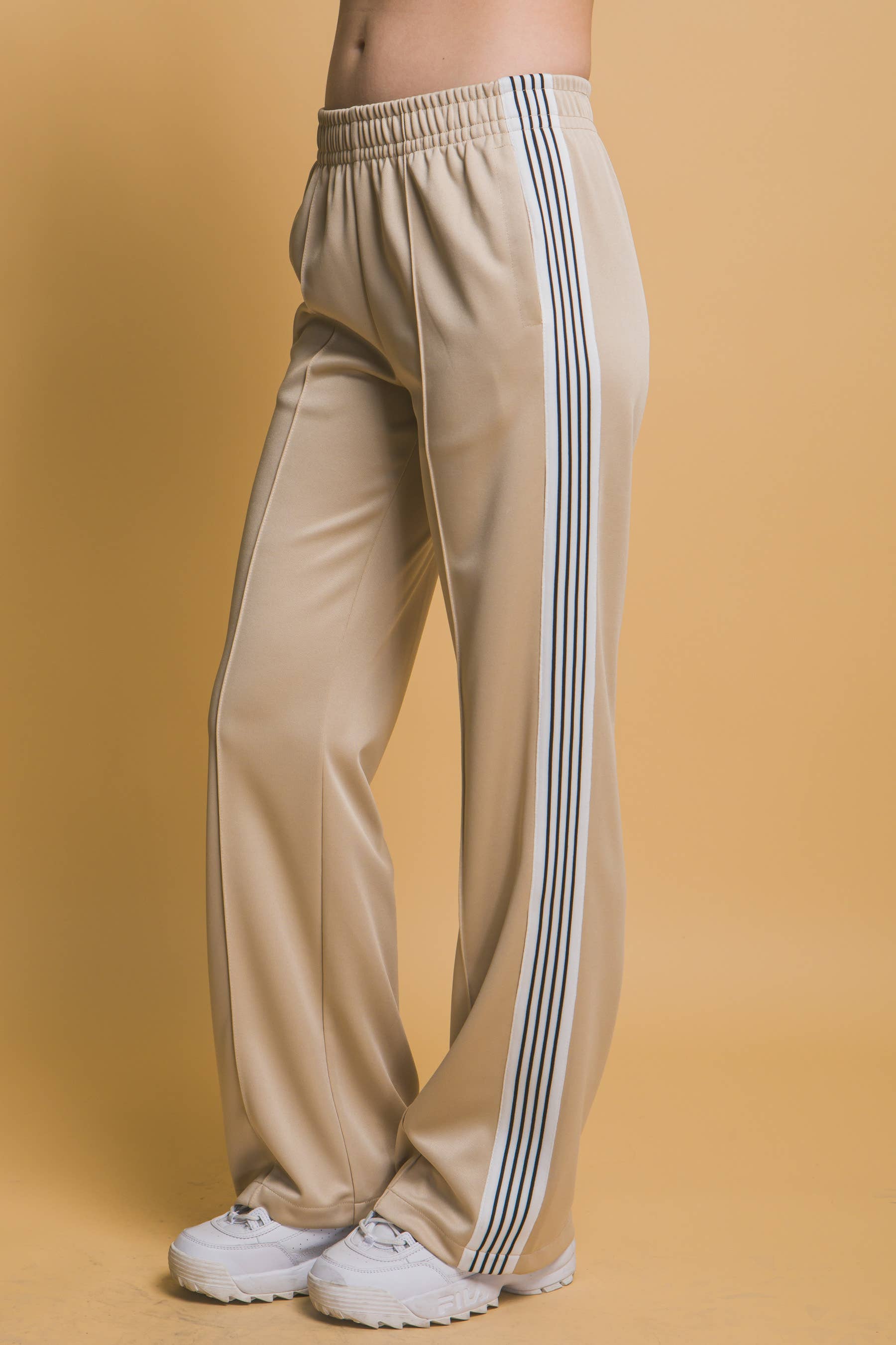 42POPS - Wholesale Athletic Sweatpants/Joggers - Women's - `.F/W Sweatpants bestseller4