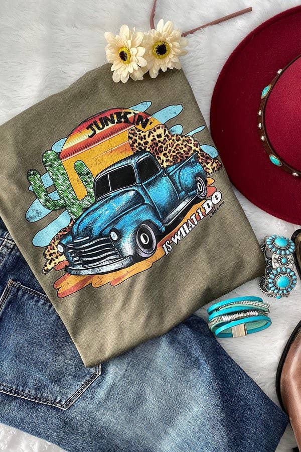 L&B Life – Großhandel T-Shirt mit Siebdruck – Damen – Bella Canvas Junkin Is Wh, trendiges T-Shirt mit Blumen-Grafik