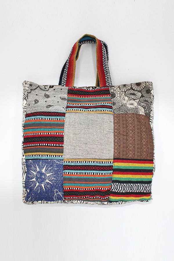Lakhays Collection Inc. - Venta al por mayor Bolsa de asa- Mujer - Bolsa de mano Upcycle Patch7