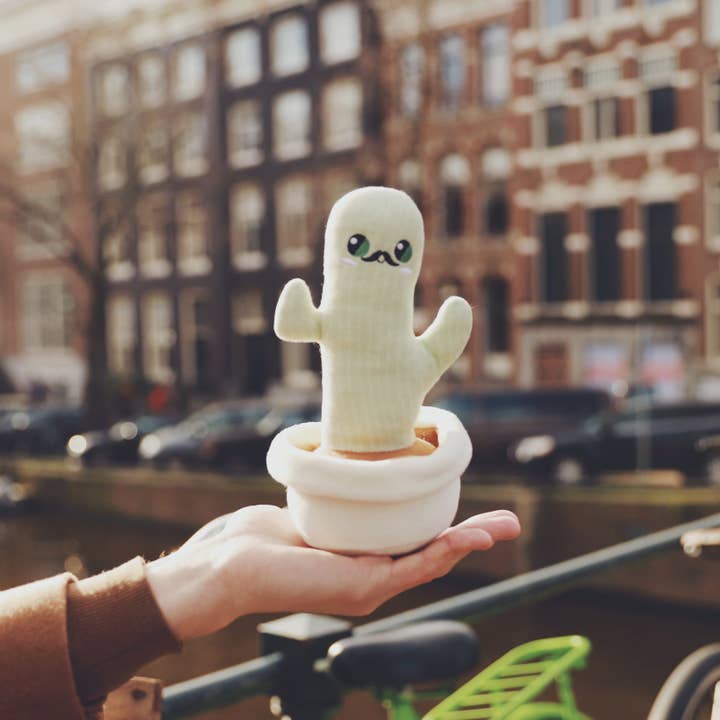 Herr Kaktus plysch för wholesale av Axol & Friends