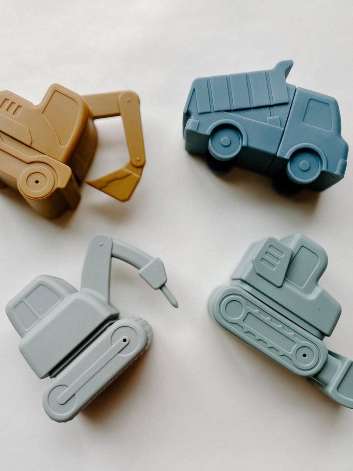 Construction Bath Toys - Earth Tones for wholesale by Peaks & Valleys Baby