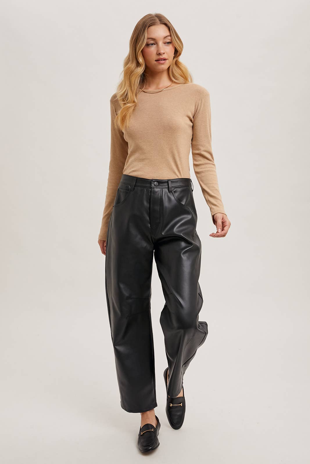 Bluivy - Wholesale Pants - Women's - VEGAN LEATHER BARREL PANTS17