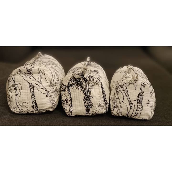 Ayras World - Wholesale Makeup/Cosmetic Bag - White Safari Print Cotton Travel/ Makeup Bag/Cosmetic Bag