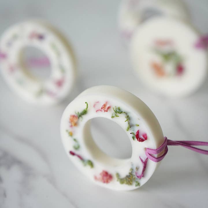 Wreath Pink for wholesale by KOTT