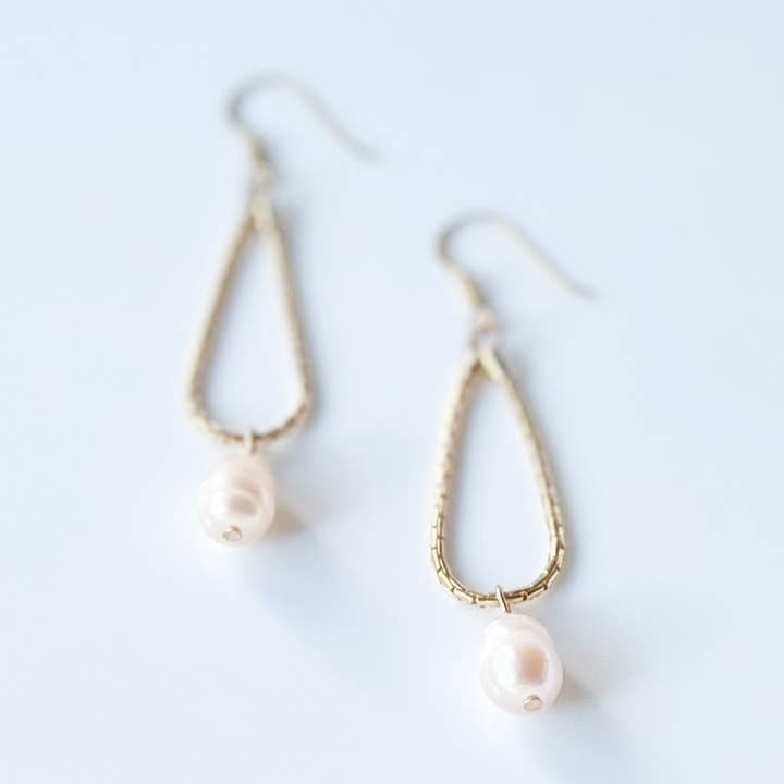 Pearl Teardrop Earrings for wholesale by Hur Jewelry
