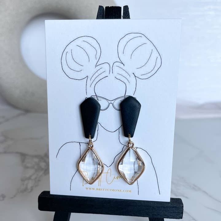 Black Fall Vintage Dingles | Handgjorda polymerlera örhängen för wholesale av Britt Cimone