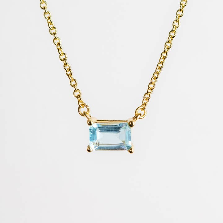 Nessa Halskette mit blauem Topas und Edelsteinen für den Großhandel von Heilo Jewelry