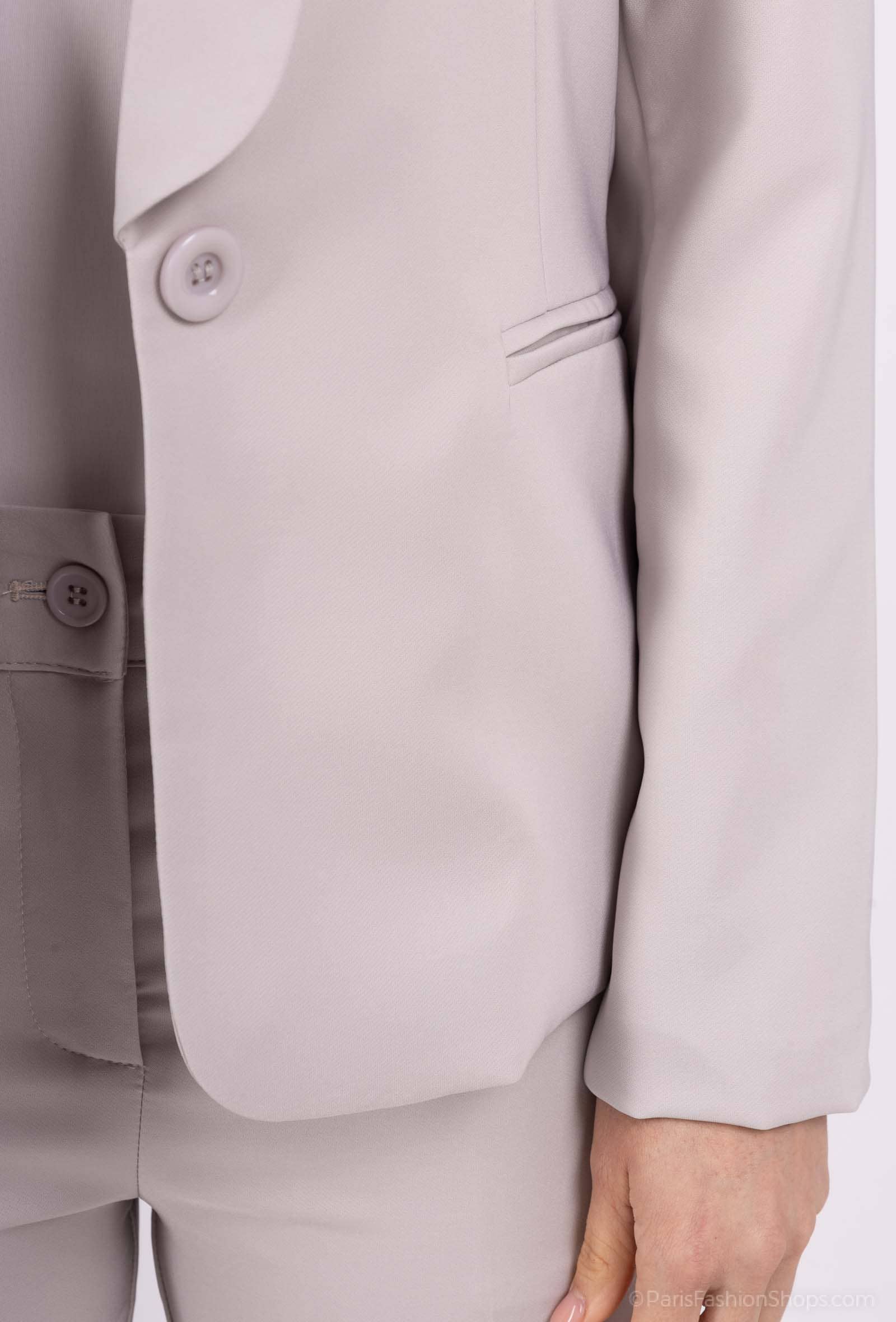 Afinity - Wholesale Blazer - Women's - Elegant and Modern Blazer A6191PT – The Essential Piece17